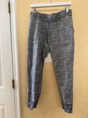 L.L. Bean Heather Gray Women’s Joggers, petite small